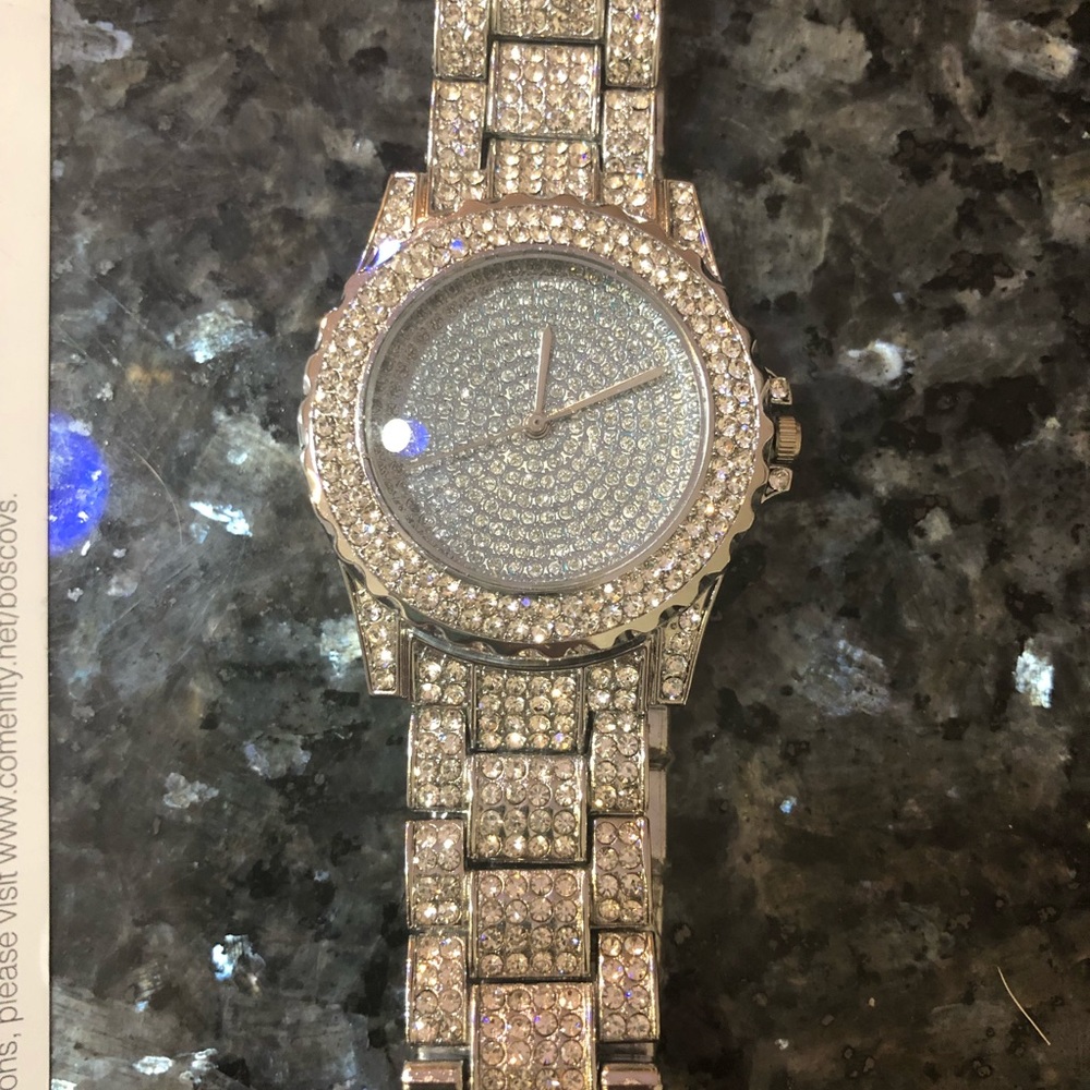 Woman crystal watch - Picture 4 of 4